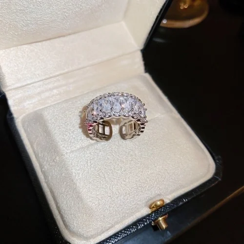Anillo Elegante