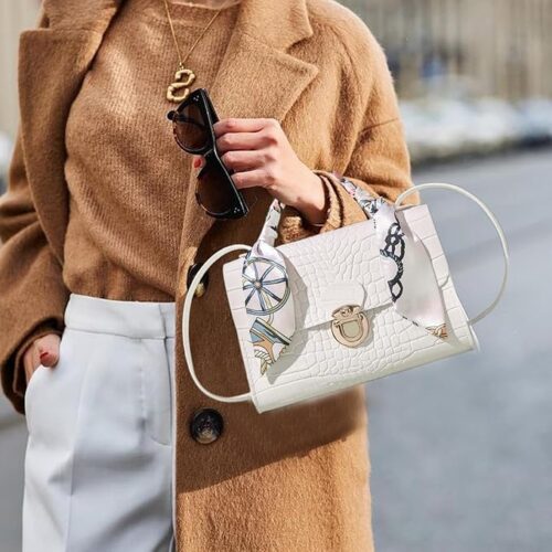 Cartera Elegante con Pañuelo